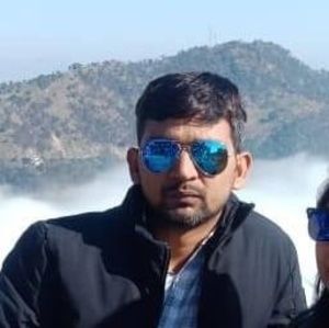 Meet your Posher, Devesh